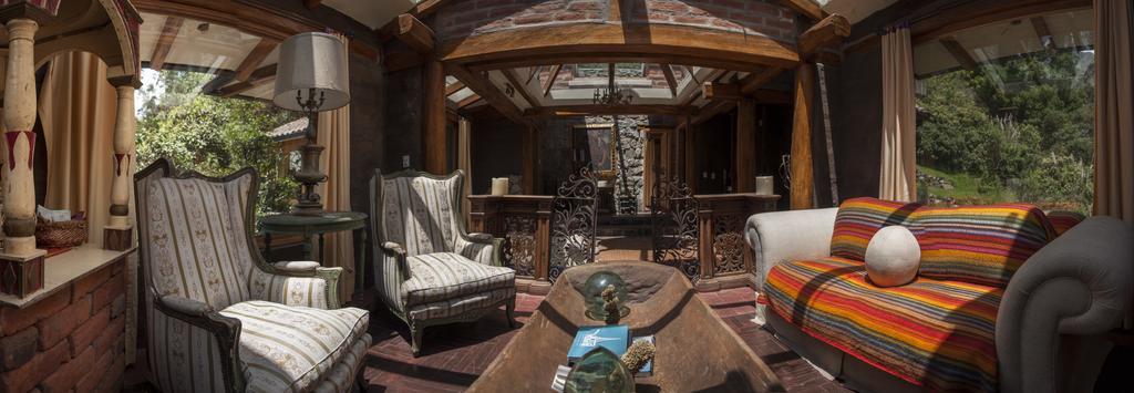 Hacienda Rumiloma Quito Szoba fotó